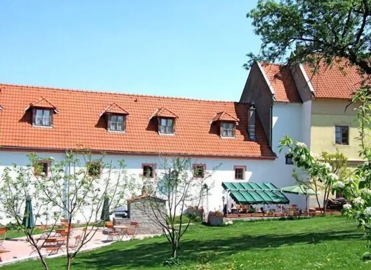 Zámek Lešany, Lešany, Czechia, Czech Republic (Czechia)